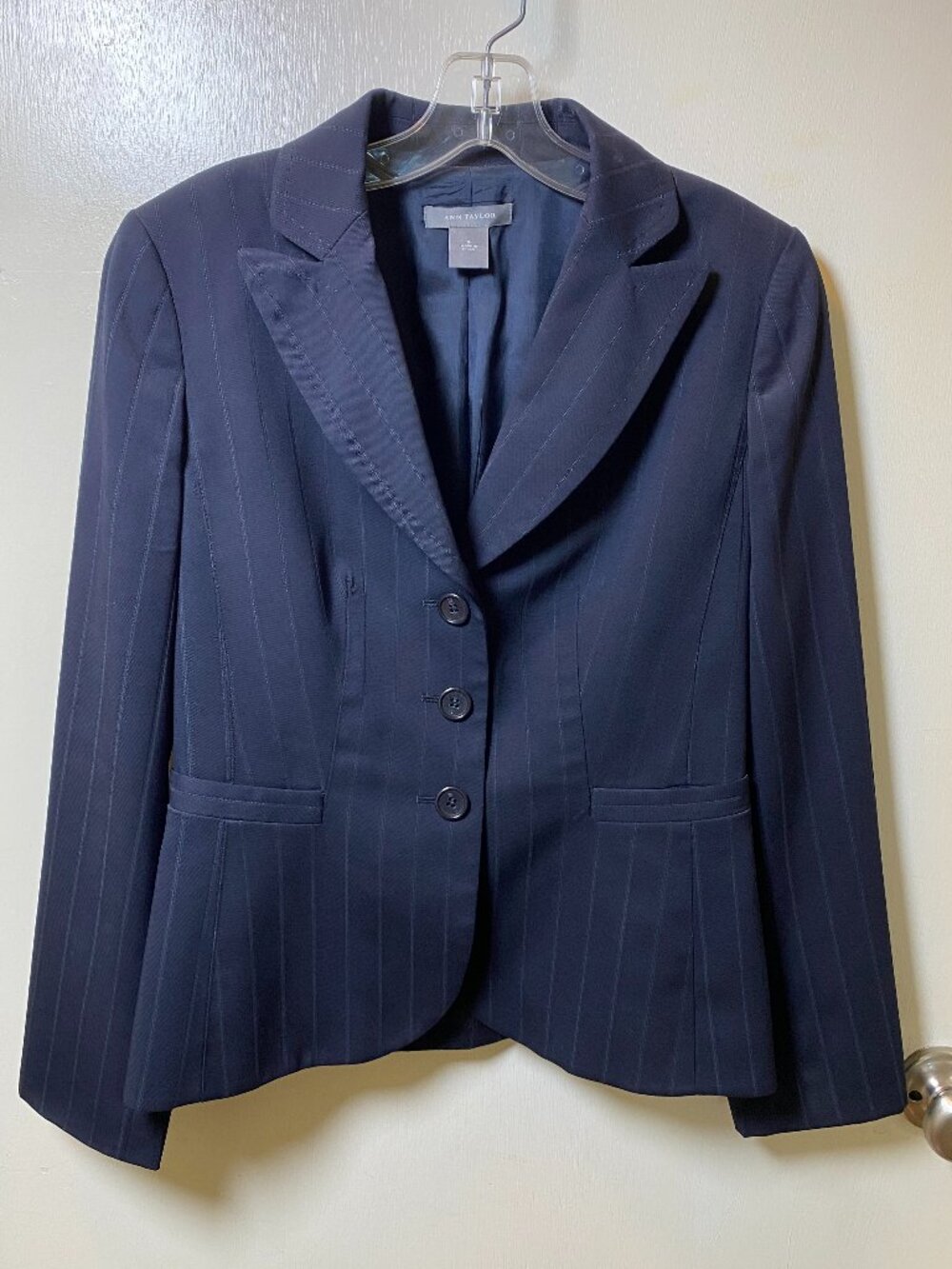 Ann Taylor Navy Pinstripe Wool Blazer Jacket Size 4
